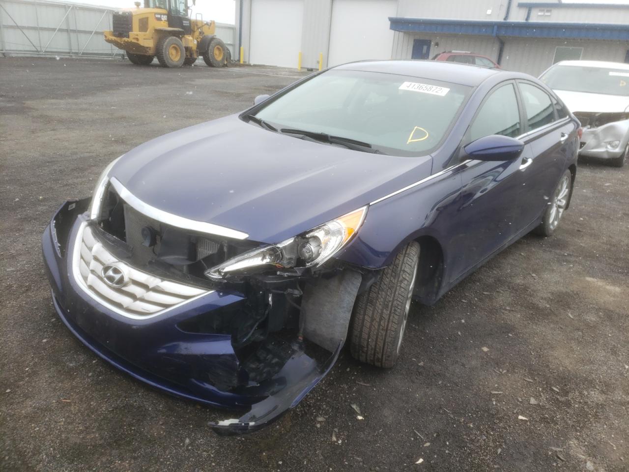 Photo 2 from auction – 2012 HYUNDAI SONATA SE with VIN 5NPEC4AB4CH406813