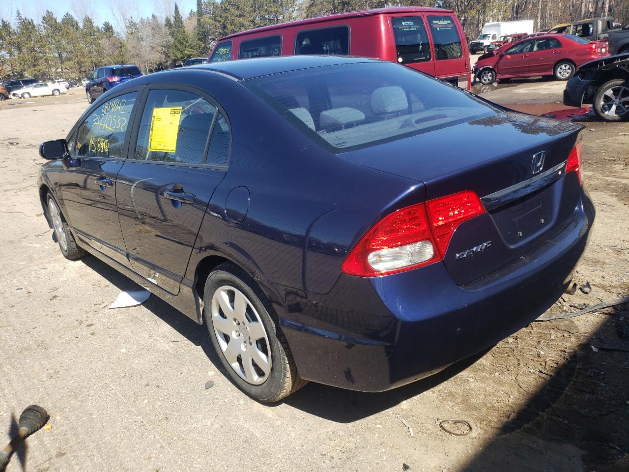 Photo 3 from auction – 2009 HONDA CIVIC LX with VIN 19XFA16549E001673
