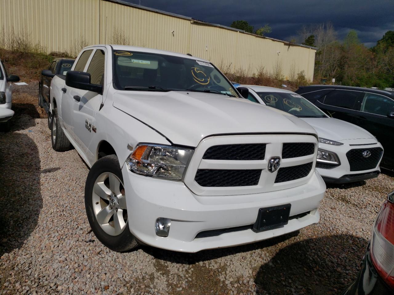 RAM 1500 ST 2016 with VIN 3C6RR7KT8GG115519 - Photo from auction