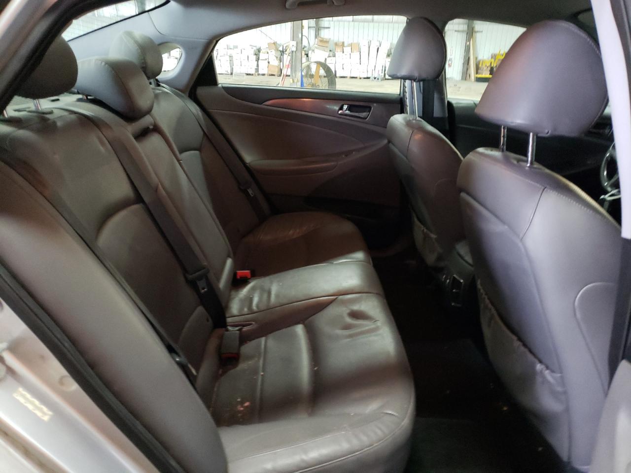Photo 6 from auction – 2012 HYUNDAI SONATA HYB with VIN KMHEC4A47CA020049