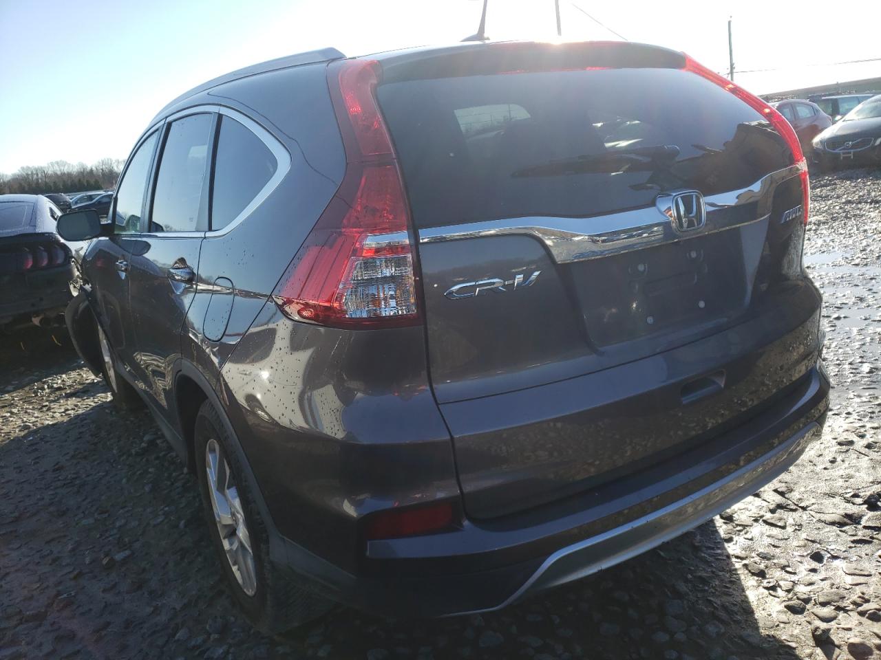Photo 3 from auction – 2016 HONDA CR-V with VIN 2HKRM4H75GH690930