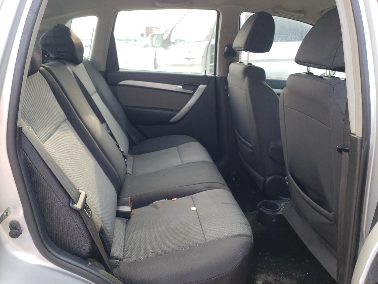 Photo 6 from auction – 2011 CHEVROLET AVEO LS with VIN KL1TD6DE0BB125606