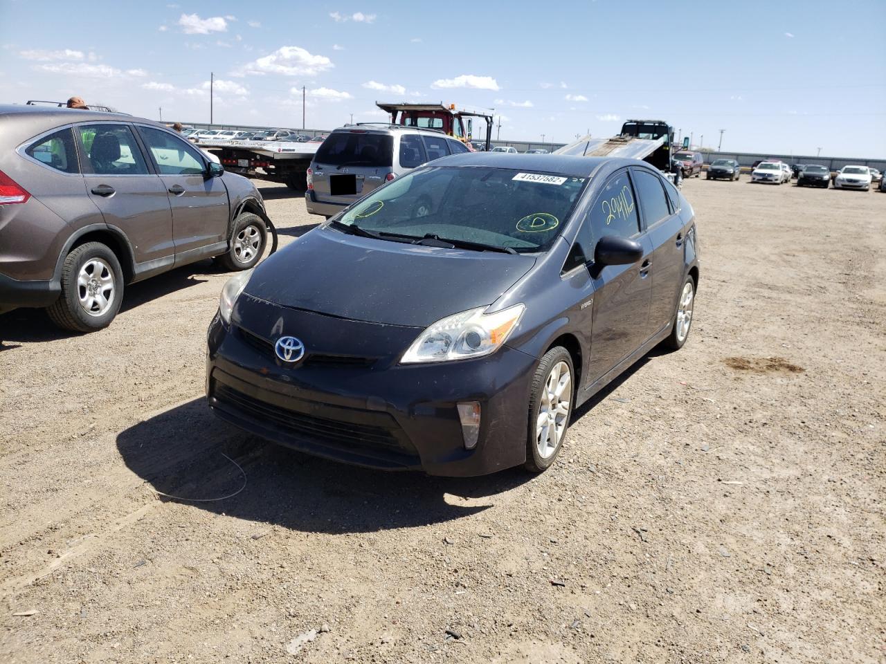 Photo 2 from auction – 2014 TOYOTA PRIUS with VIN JTDKN3DU4E0374322
