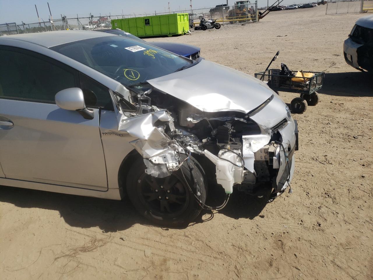 Photo 9 from auction – 2014 TOYOTA PRIUS with VIN JTDKN3DU0E0384376