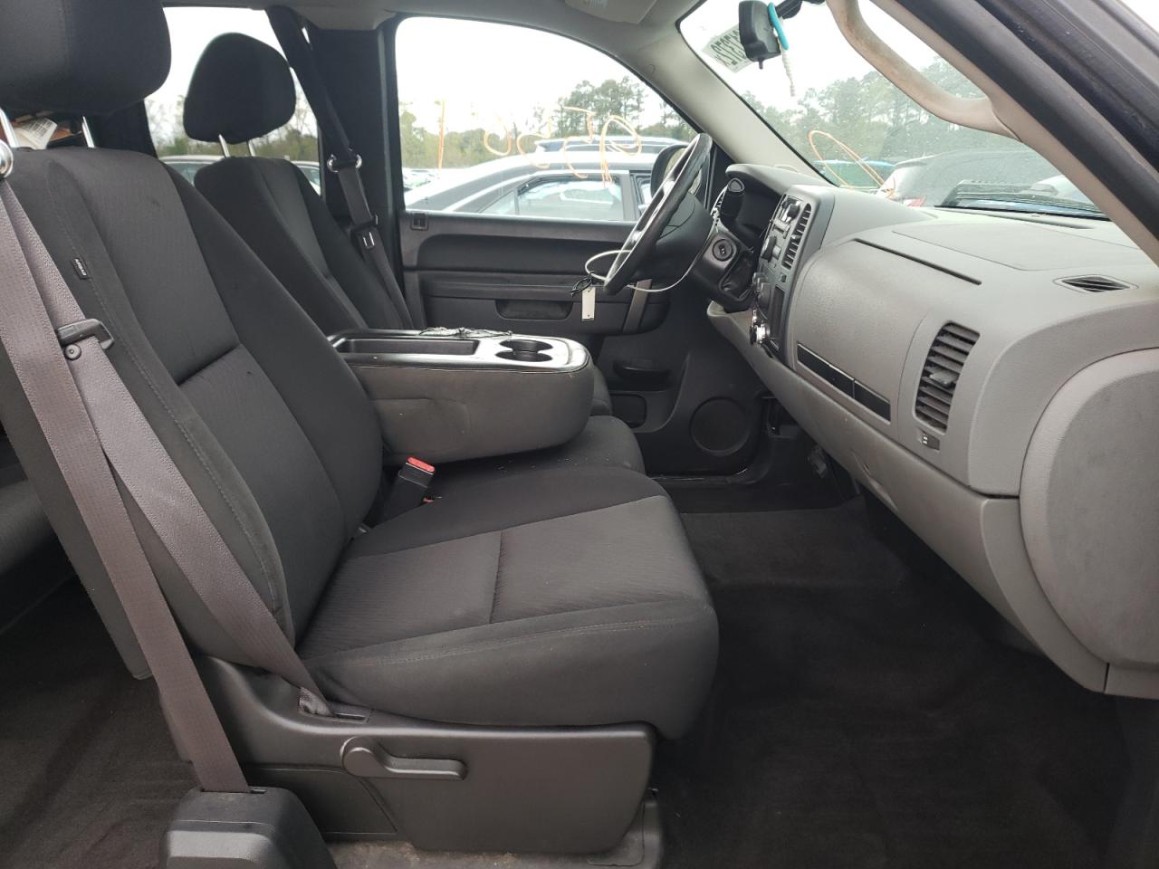 Photo 5 from auction – 2011 CHEVROLET SILVERADO with VIN 1GCRCREA5BZ447457