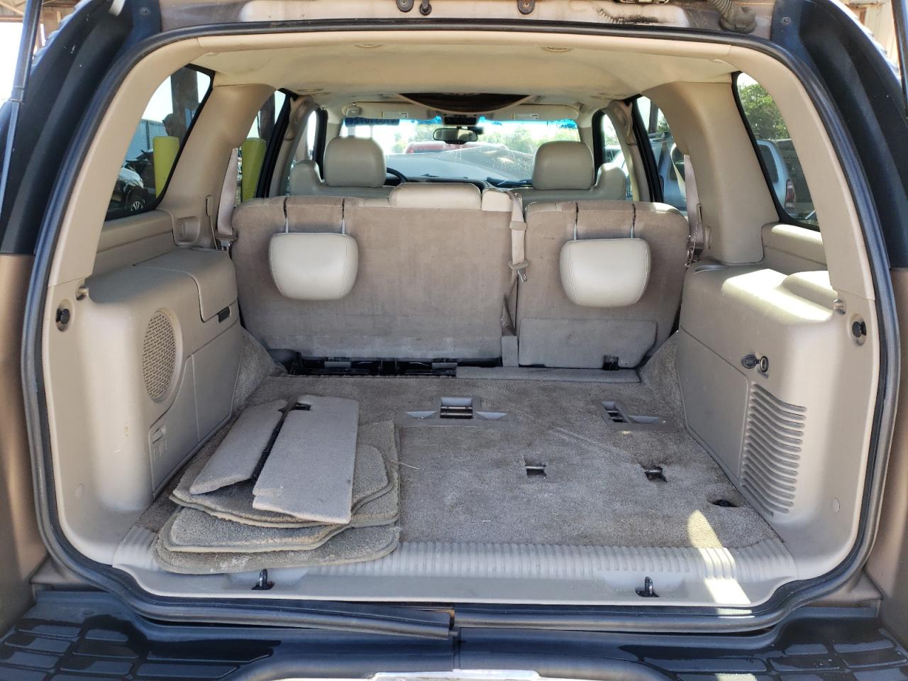Photo 9 from auction – 2003 GMC YUKON with VIN 1GKEC13Z53R267264