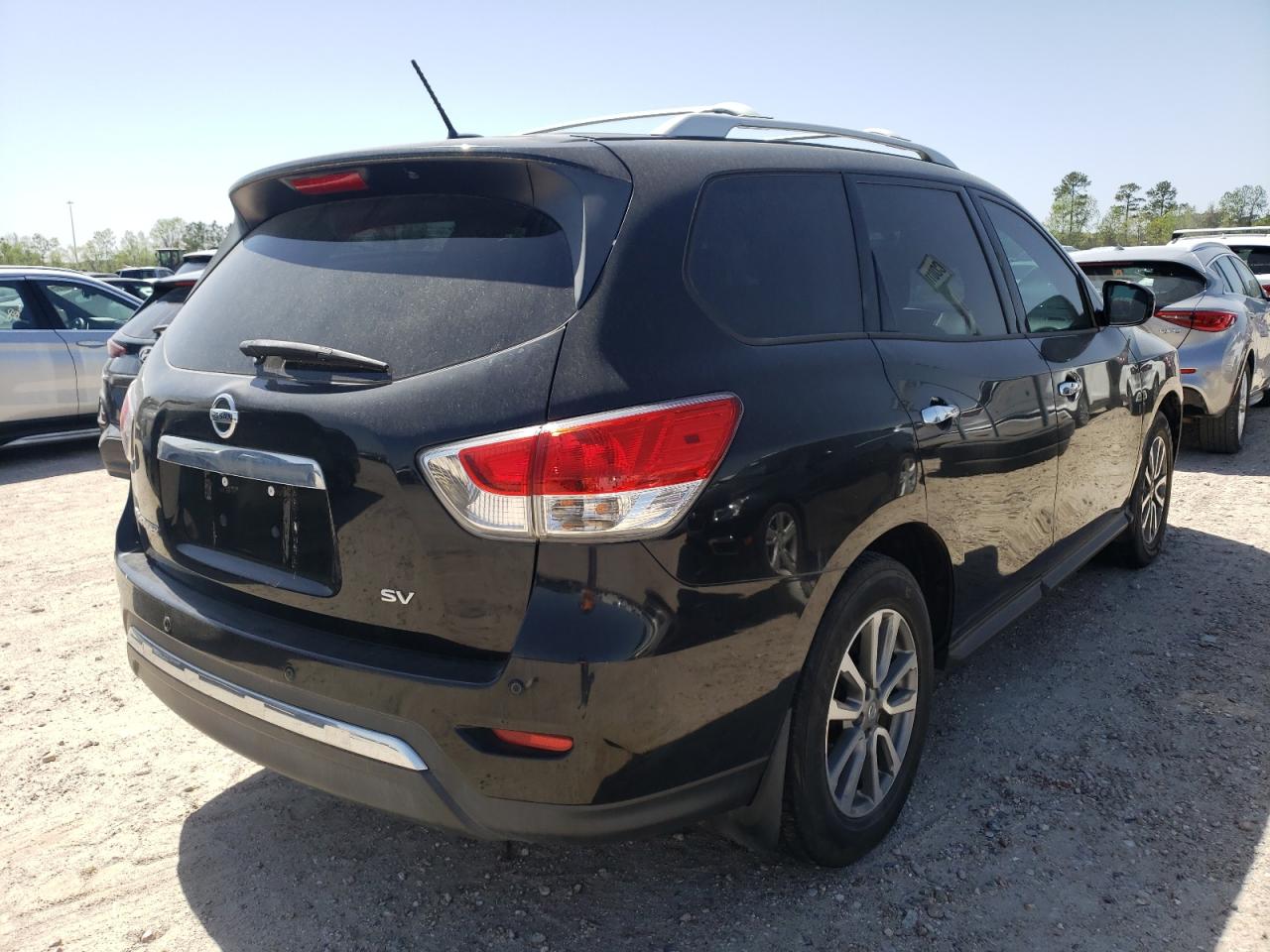Photo 4 from auction – 2014 NISSAN PATHFINDER with VIN 5N1AR2MN9EC624845