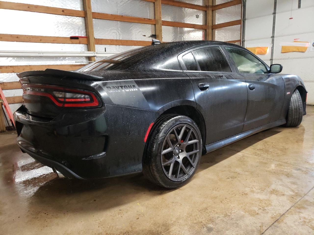 Photo 4 from auction – 2018 DODGE CHARGER R/ with VIN 2C3CDXCT4JH156964