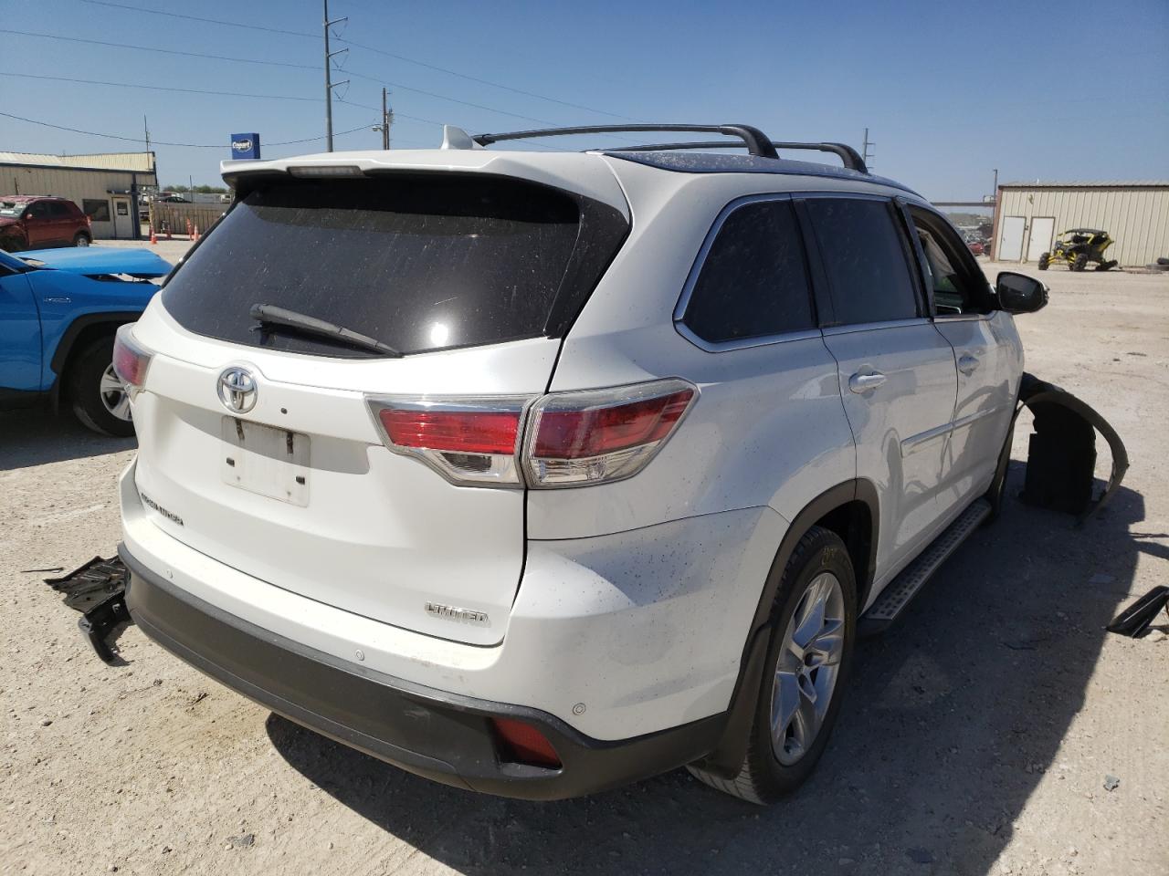 Фото 4 с аукциона – 2015 TOYOTA HIGHLANDER с VIN 5TDYKRFH7FS069014