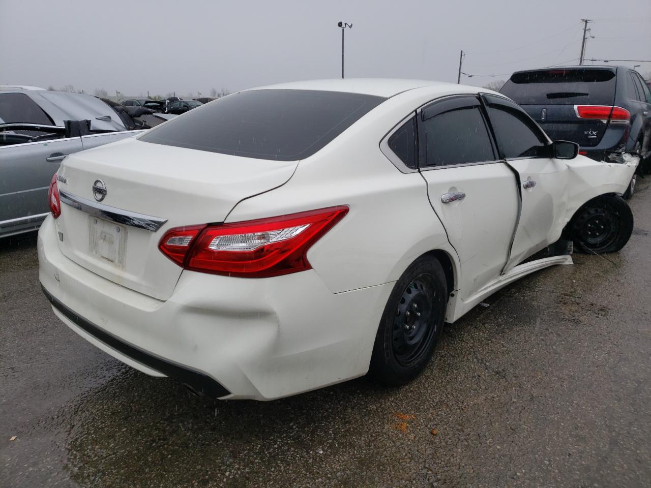 Photo 4 from auction – 2016 NISSAN ALTIMA 2.5 with VIN 1N4AL3AP1GC138430