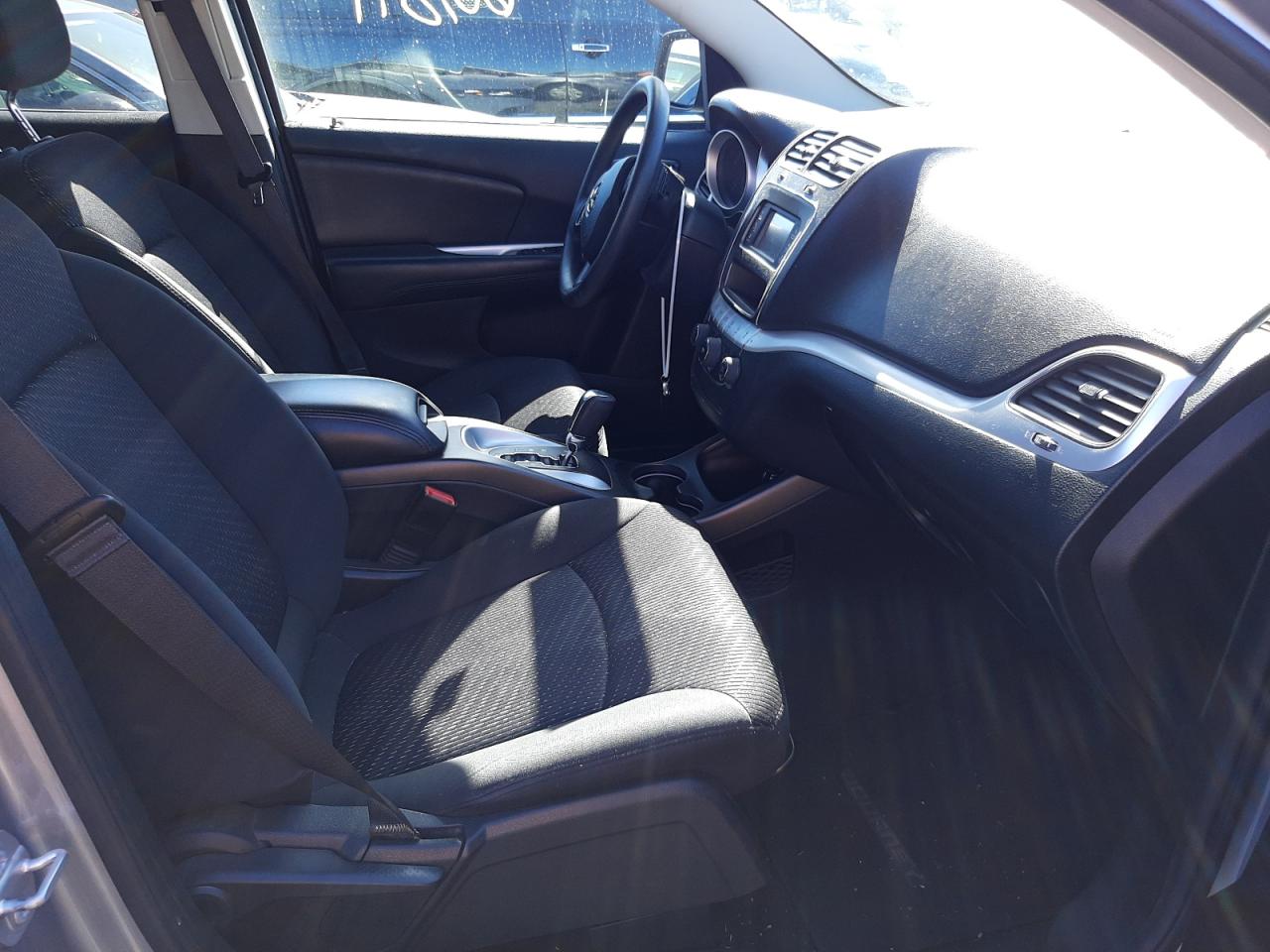 Photo 5 from auction – 2017 DODGE JOURNEY SE with VIN 3C4PDCAB9HT638461