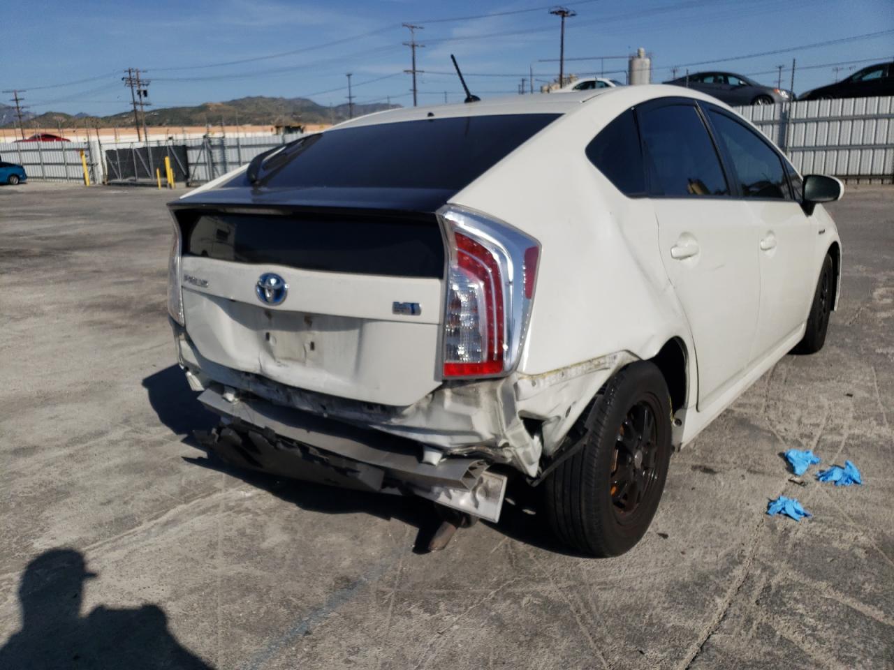 Photo 9 from auction – 2015 TOYOTA PRIUS with VIN JTDKN3DU7F0461410