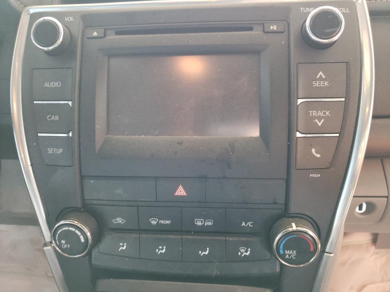 Photo 9 from auction – 2016 TOYOTA CAMRY LE with VIN 4T1BF1FK0GU613885