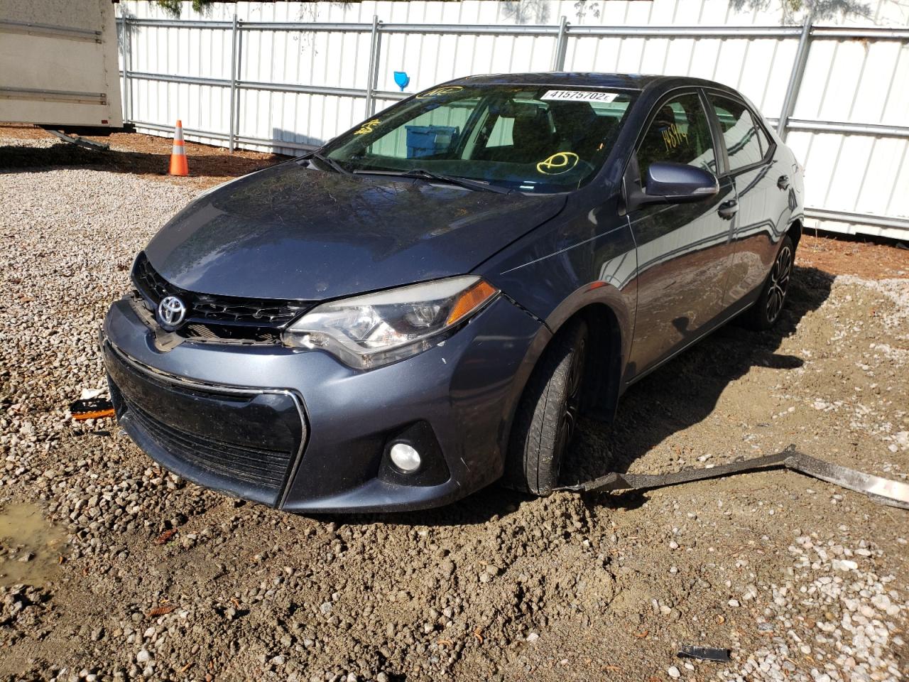 Photo 2 from auction – 2014 TOYOTA COROLLA with VIN 2T1BURHE7EC053440