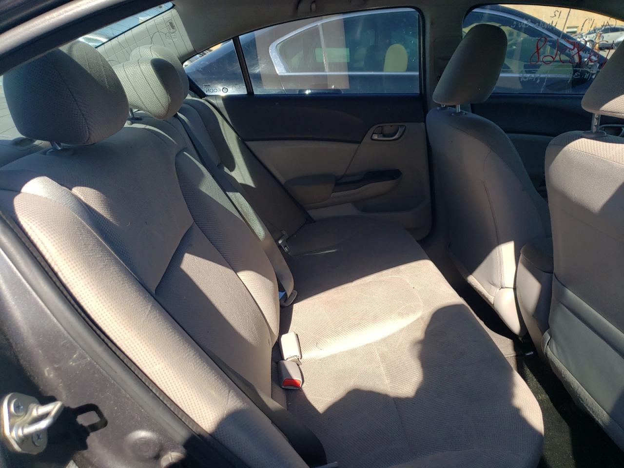 Photo 6 from auction – 2012 HONDA CIVIC LX with VIN 2HGFB2F55CH600582