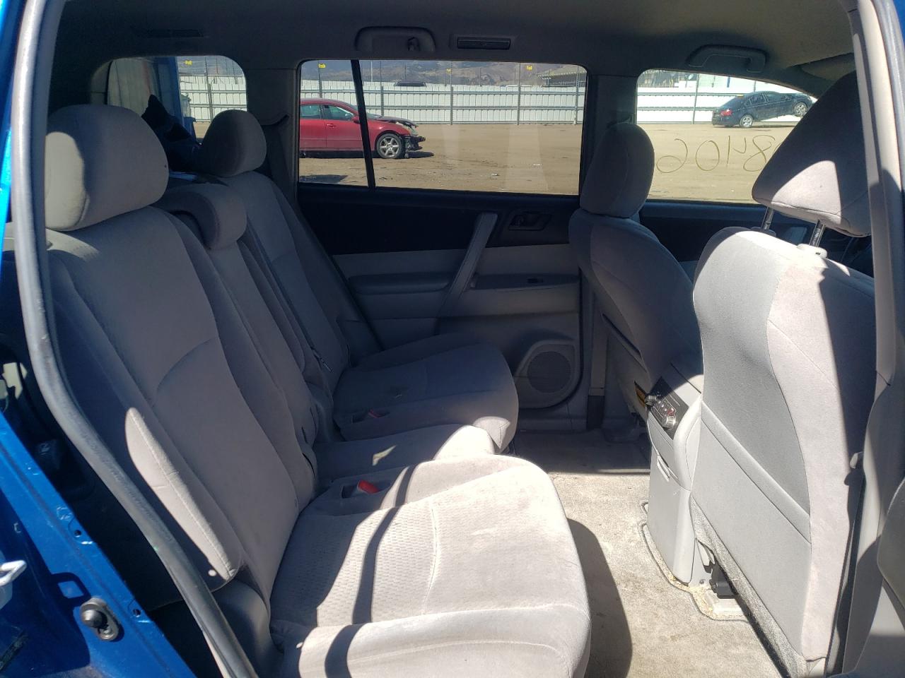 Photo 6 from auction – 2008 TOYOTA HIGHLANDER with VIN JTEES41A482072054
