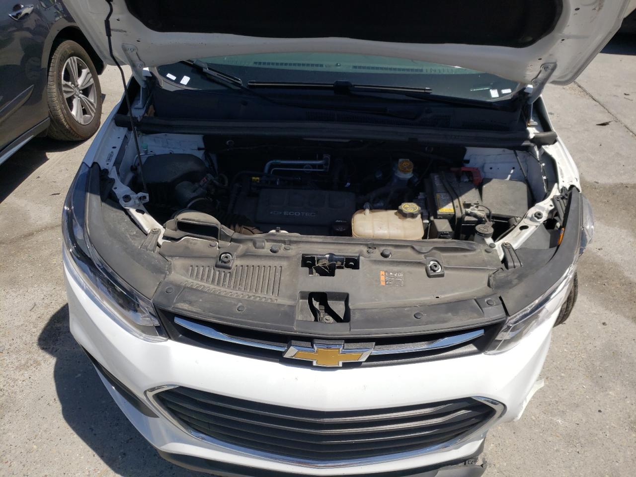 Photo 7 from auction – 2017 CHEVROLET TRAX LS with VIN 3GNCJKSB2HL278652