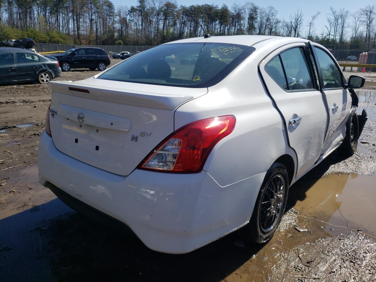 Photo 4 from auction – 2019 NISSAN VERSA S with VIN 3N1CN7AP2KL839014