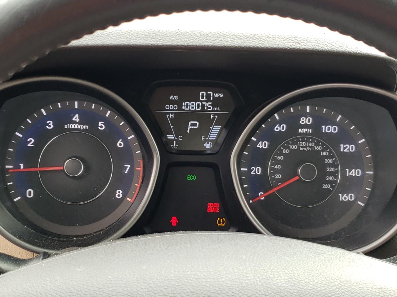 Photo 8 from auction – 2012 HYUNDAI ELANTRA GL with VIN 5NPDH4AE4CH150356