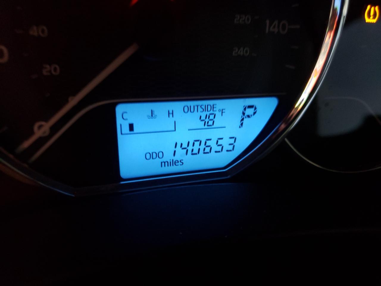 Photo 8 from auction – 2014 TOYOTA COROLLA L with VIN 2T1BURHEXEC142774