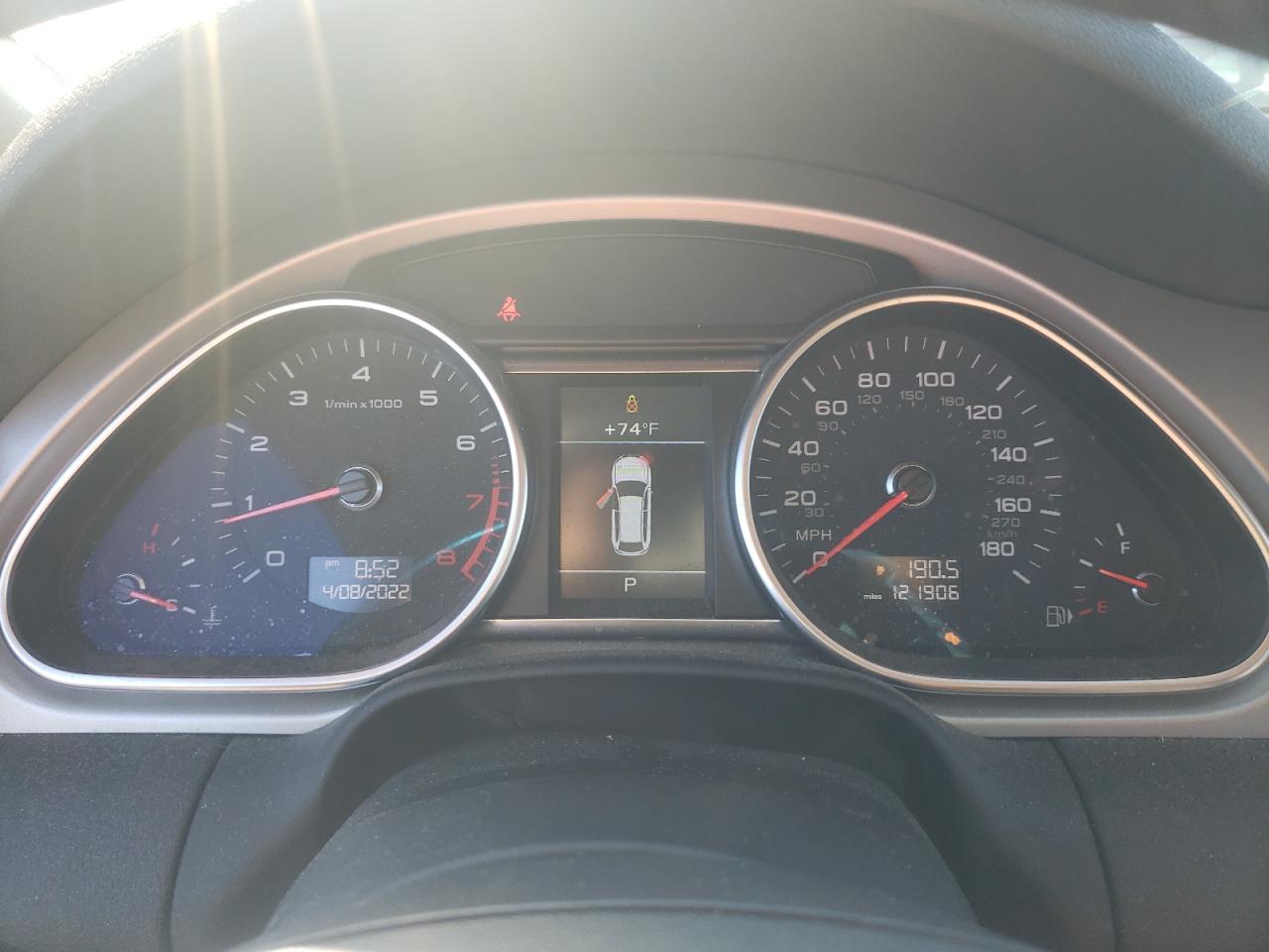 Photo 8 from auction – 2015 AUDI Q7 PREMIUM with VIN WA1LGAFE2FD011188