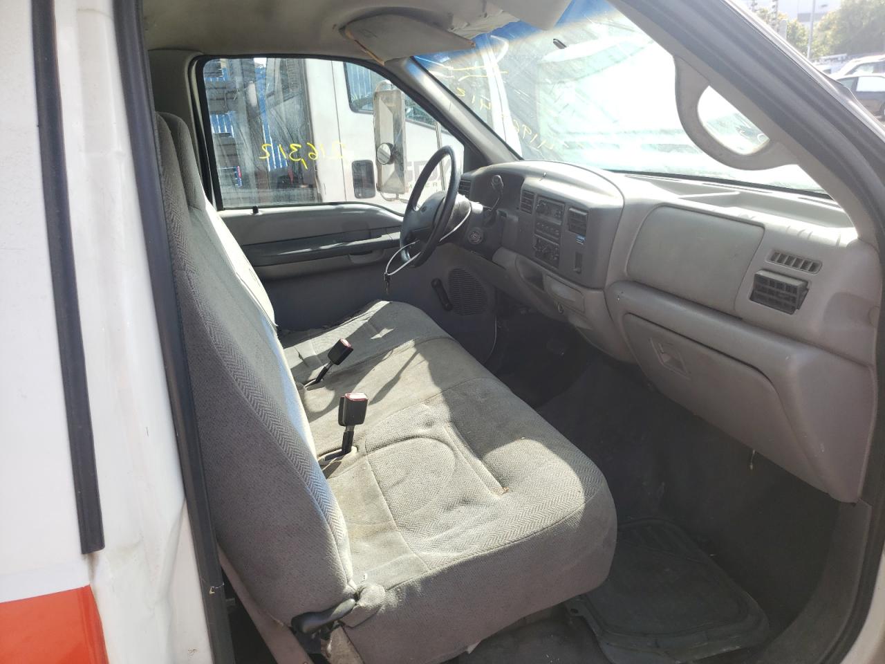 Photo 5 from auction – 1999 FORD F350 SUPER with VIN 1FDWF36S6XEE32250