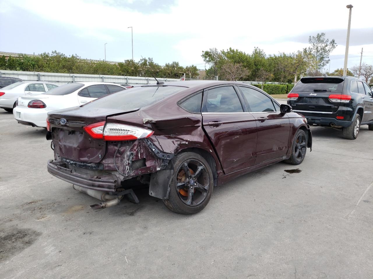 Photo 4 from auction – 2013 FORD FUSION SE with VIN 3FA6P0H71DR228155