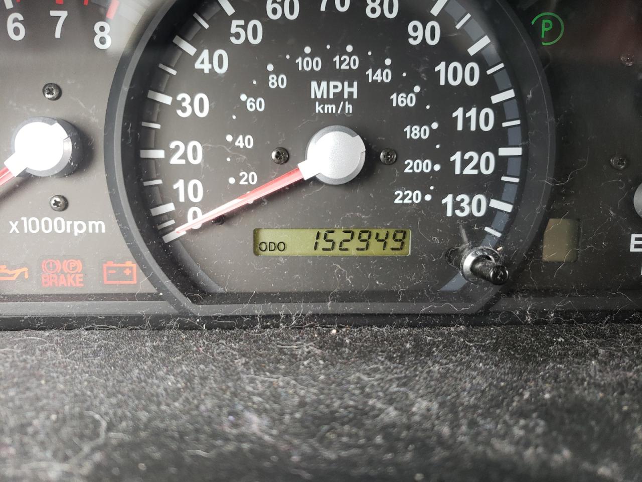 Photo 8 from auction – 2005 KIA SORENTO EX with VIN KNDJD733155463430