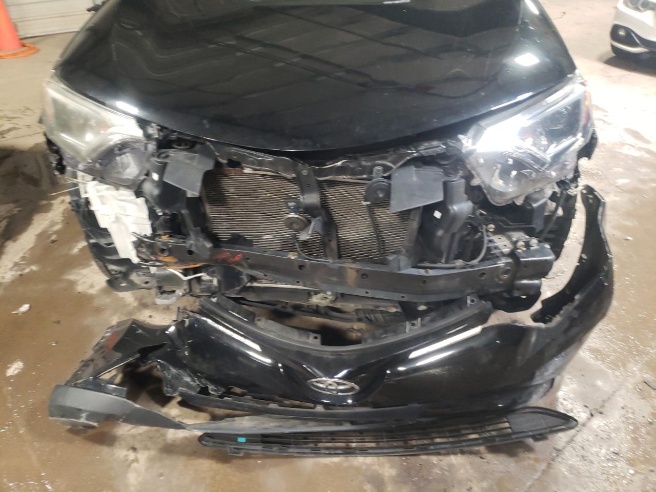 Photo 9 from auction – 2016 TOYOTA RAV4 LE with VIN 2T3BFREV7GW520766