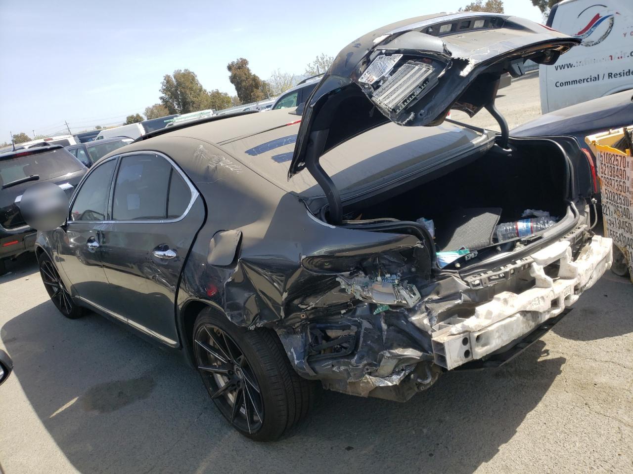 Photo 3 from auction – 2011 LEXUS LS 460L with VIN JTHGL5EF5B5042944