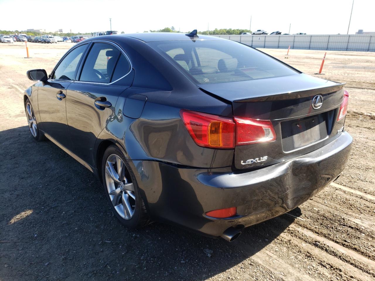 Photo 3 from auction – 2009 LEXUS IS 250 with VIN JTHBK262892093602
