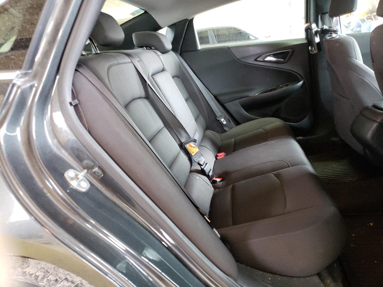 Photo 6 from auction – 2017 CHEVROLET MALIBU LS with VIN 1G1ZB5ST6HF253475