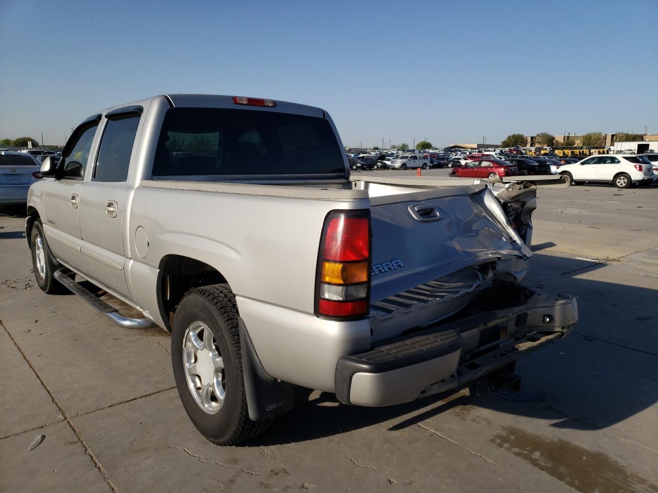 Photo 3 from auction – 2006 GMC SIERRA K15 with VIN 2GTEK63N461313172