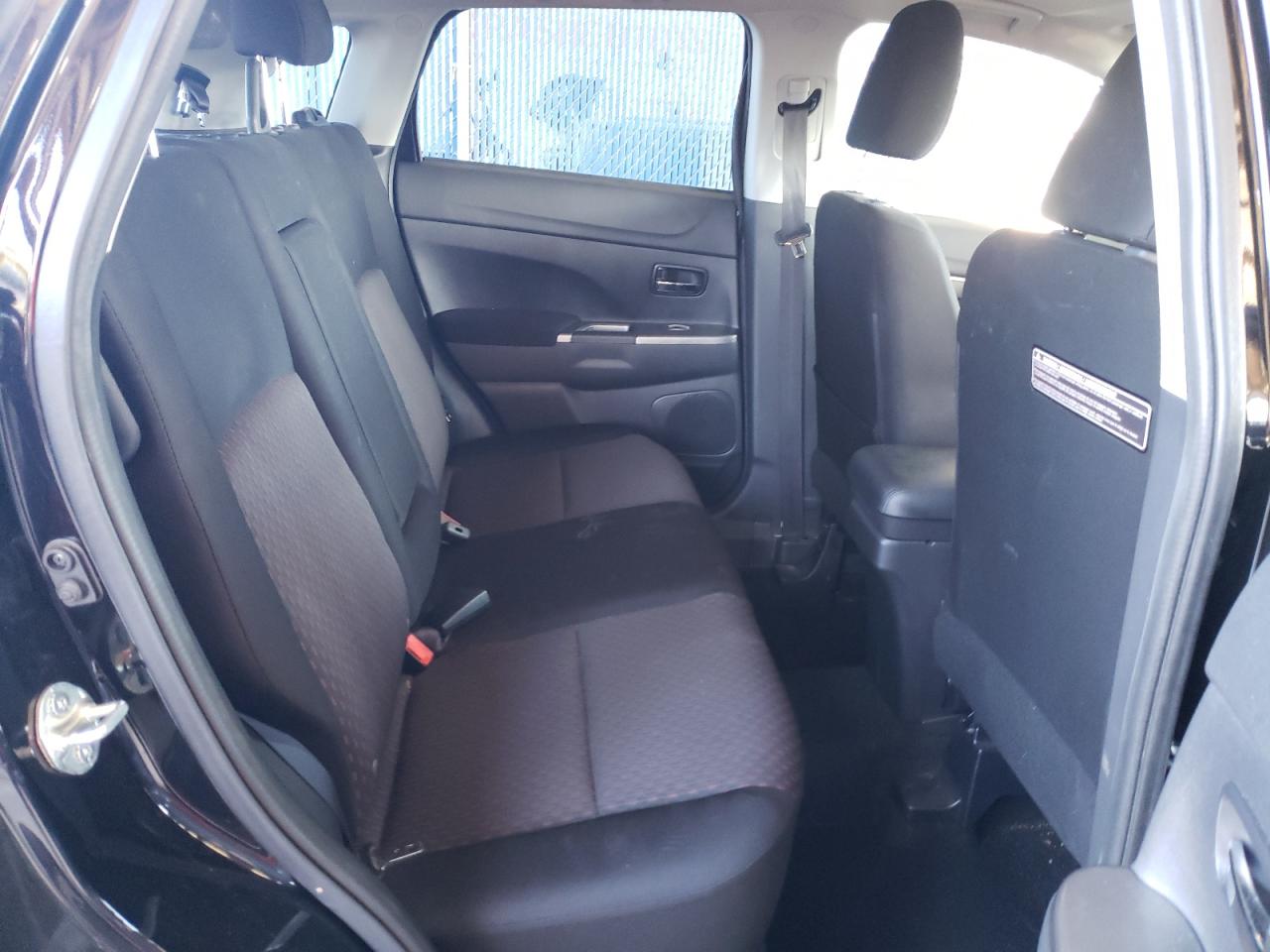 Photo 6 from auction – 2018 MITSUBISHI OUTLANDER with VIN JA4AP3AU0JU019641