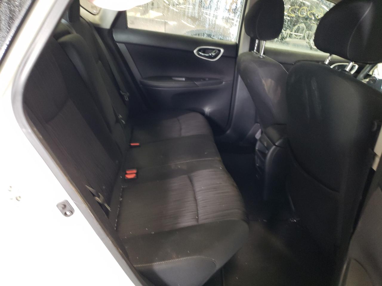 Photo 6 from auction – 2019 NISSAN SENTRA S with VIN 3N1AB7AP3KY418339