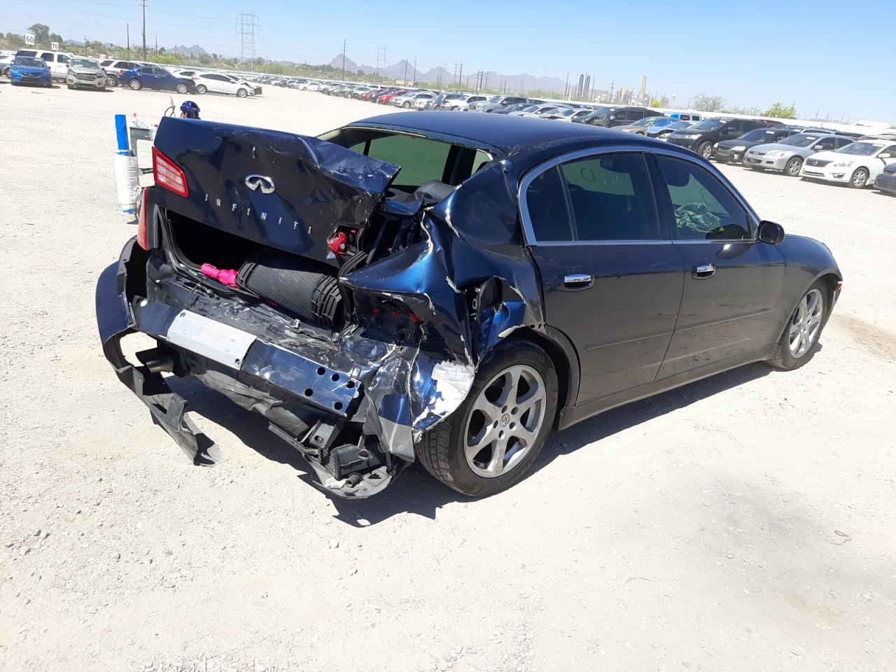 Photo 4 from auction – 2004 INFINITI G35 with VIN JNKCV51E24M110907