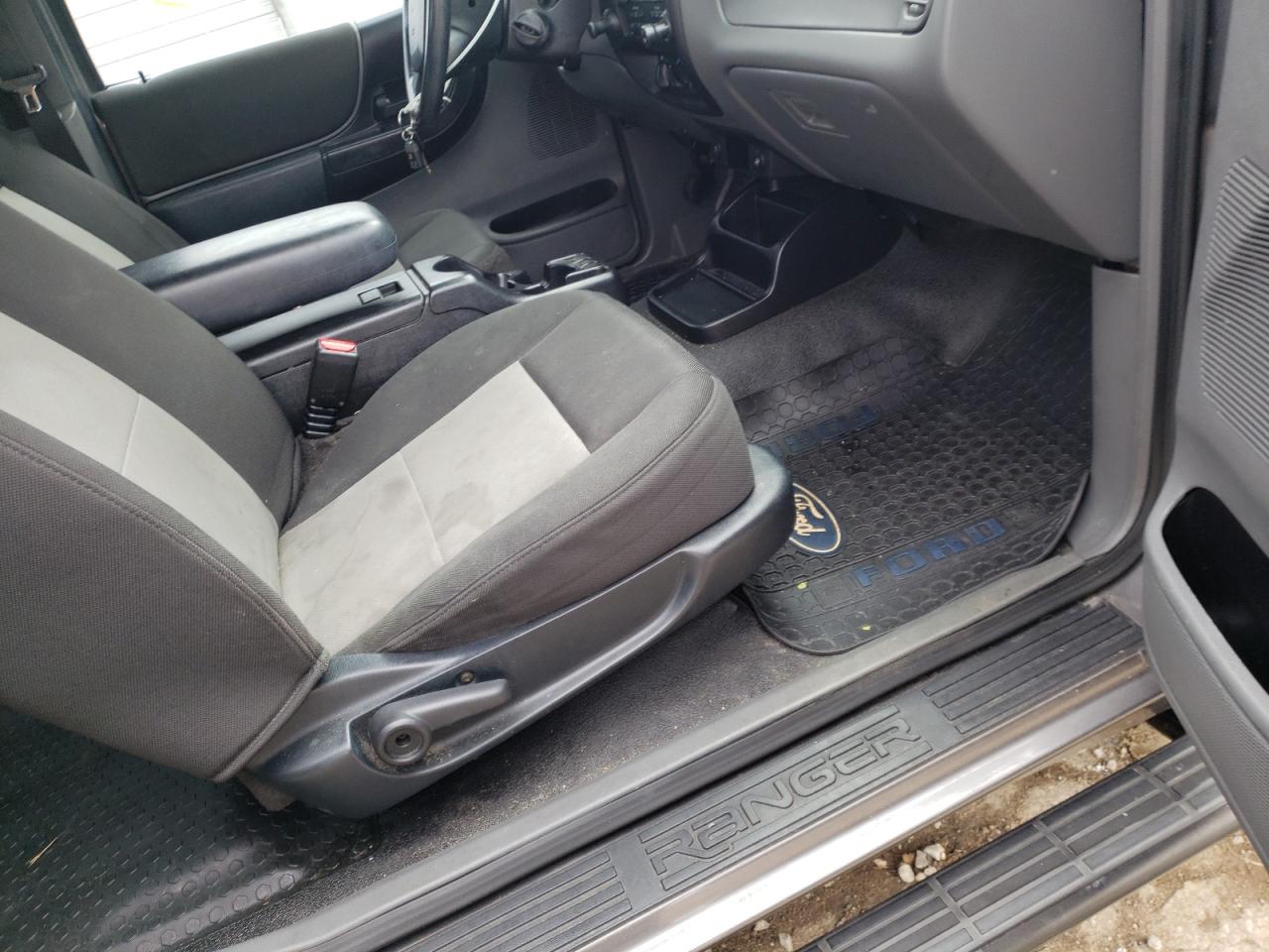 Photo 5 from auction – 2010 FORD RANGER SUP with VIN 1FTLR4FE8APA65586