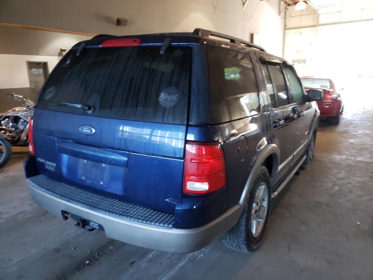 Photo 4 from auction – 2004 FORD EXPLORER E with VIN 1FMZU74E34UC10659