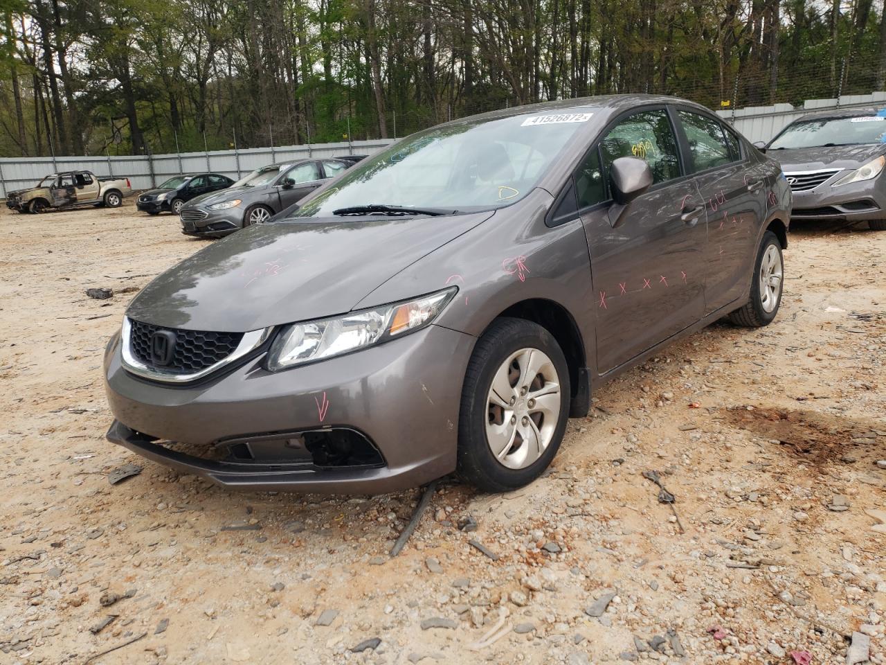 Photo 2 from auction – 2013 HONDA CIVIC LX with VIN 19XFB2F56DE027137