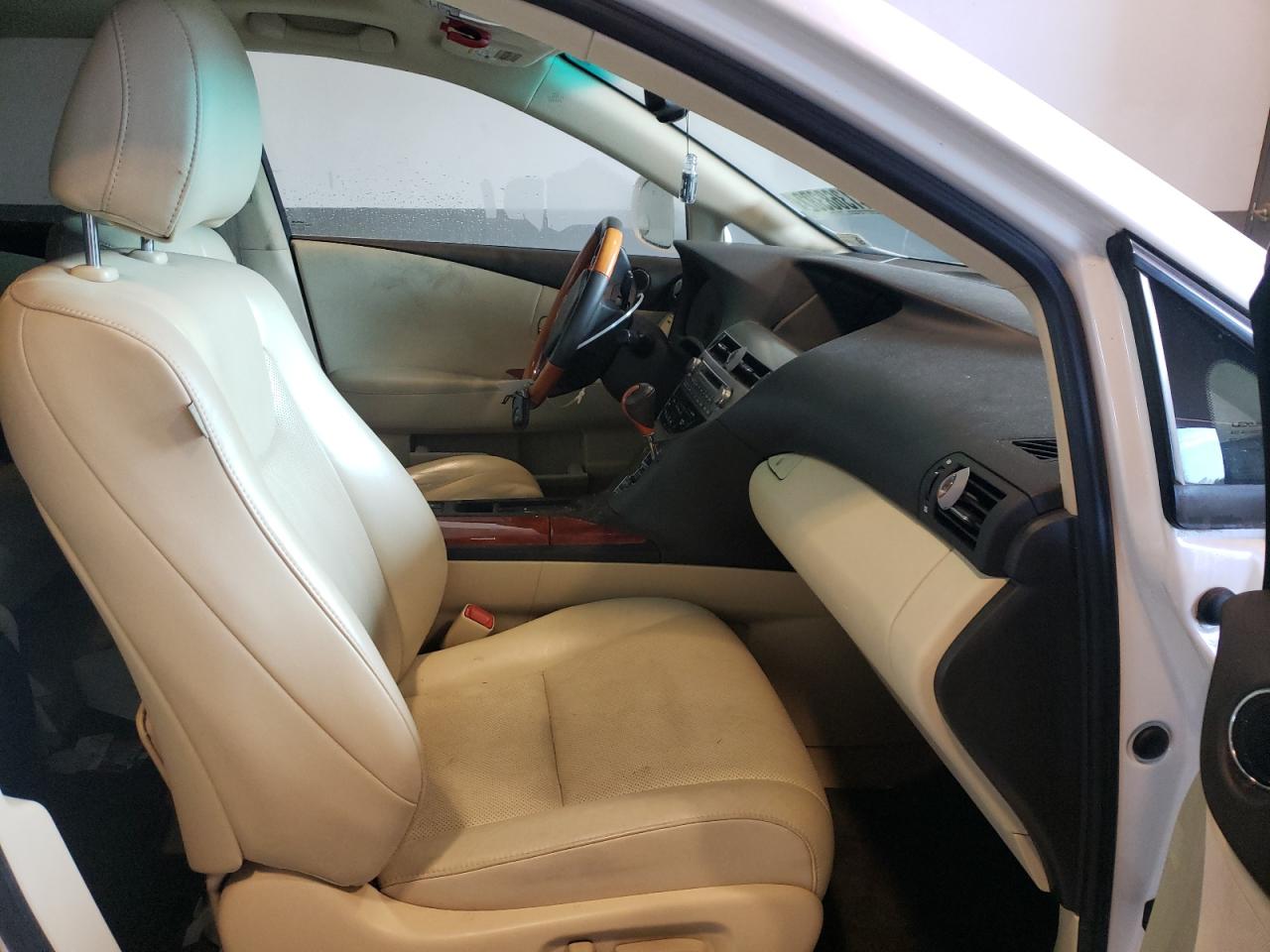 Photo 5 from auction – 2010 LEXUS RX 350 with VIN 2T2BK1BA9AC023746