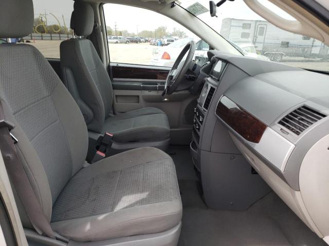 Photo 5 from auction – 2010 CHRYSLER TOWN & COU with VIN 2A4RR5D16AR293014