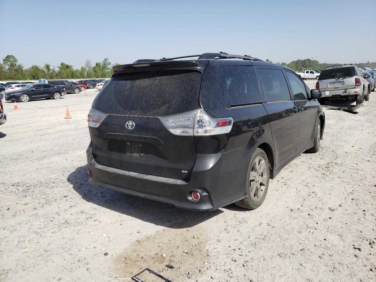 Photo 4 from auction – 2012 TOYOTA SIENNA SPO with VIN 5TDXK3DC6CS276151