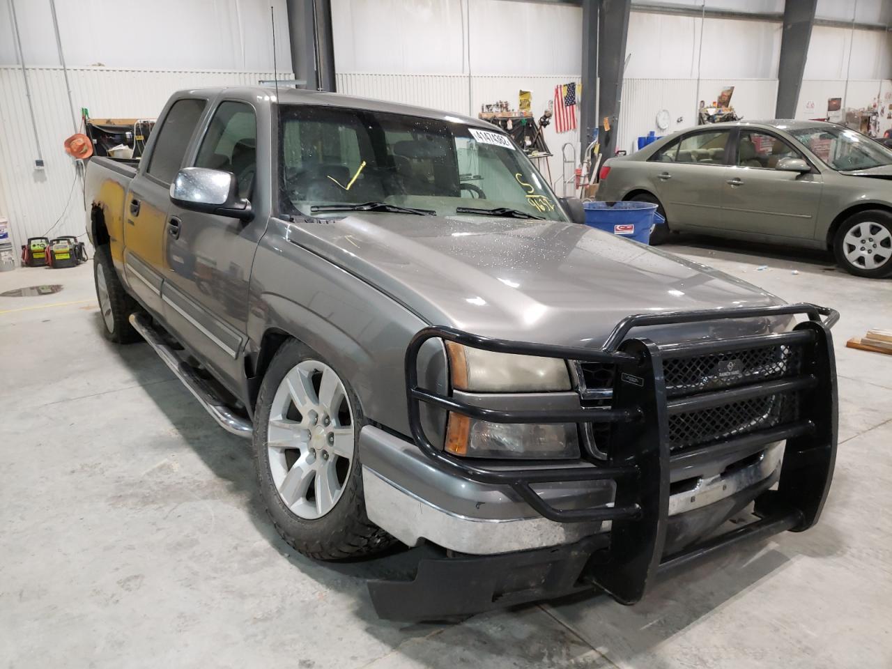 CHEVROLET SILVERADO 2007 z numerem VIN 2GCEK13V371179632 - Zdjęcie z aukcji