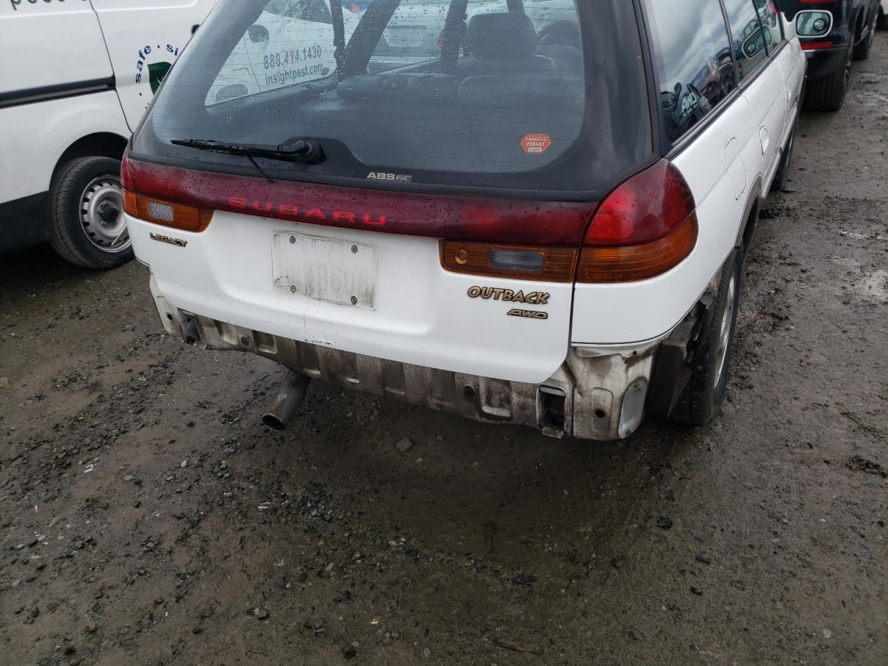 Photo 9 from auction – 1998 SUBARU LEGACY 30T with VIN 4S3BG6859W7640201