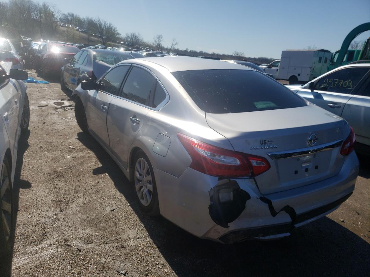 Photo 3 from auction – 2016 NISSAN ALTIMA 2.5 with VIN 1N4AL3AP1GN323906