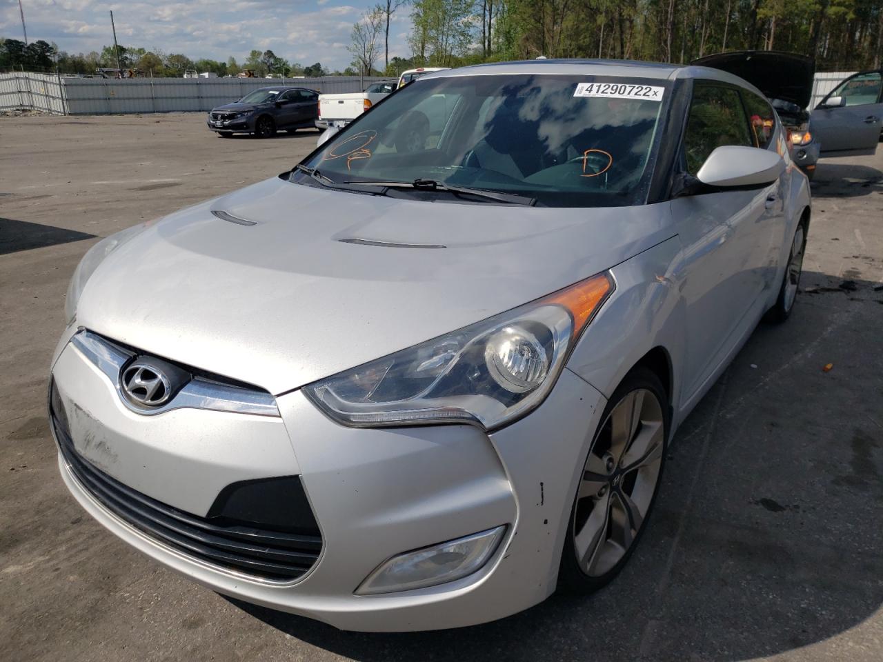 Photo 2 from auction – 2012 HYUNDAI VELOSTER with VIN KMHTC6AD2CU053381