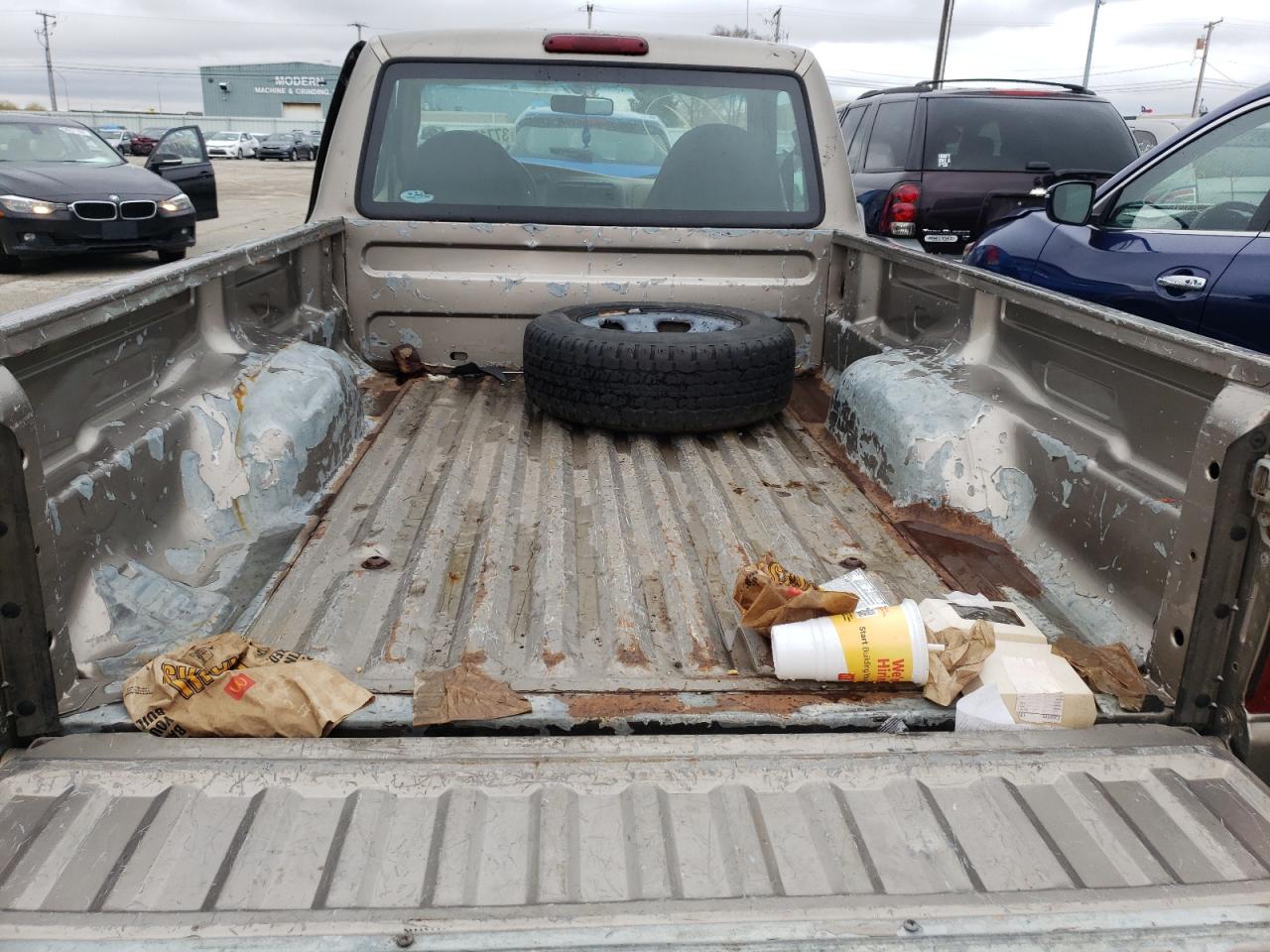 Photo 6 from auction – 2003 FORD RANGER with VIN 1FTYR10D73TA13932