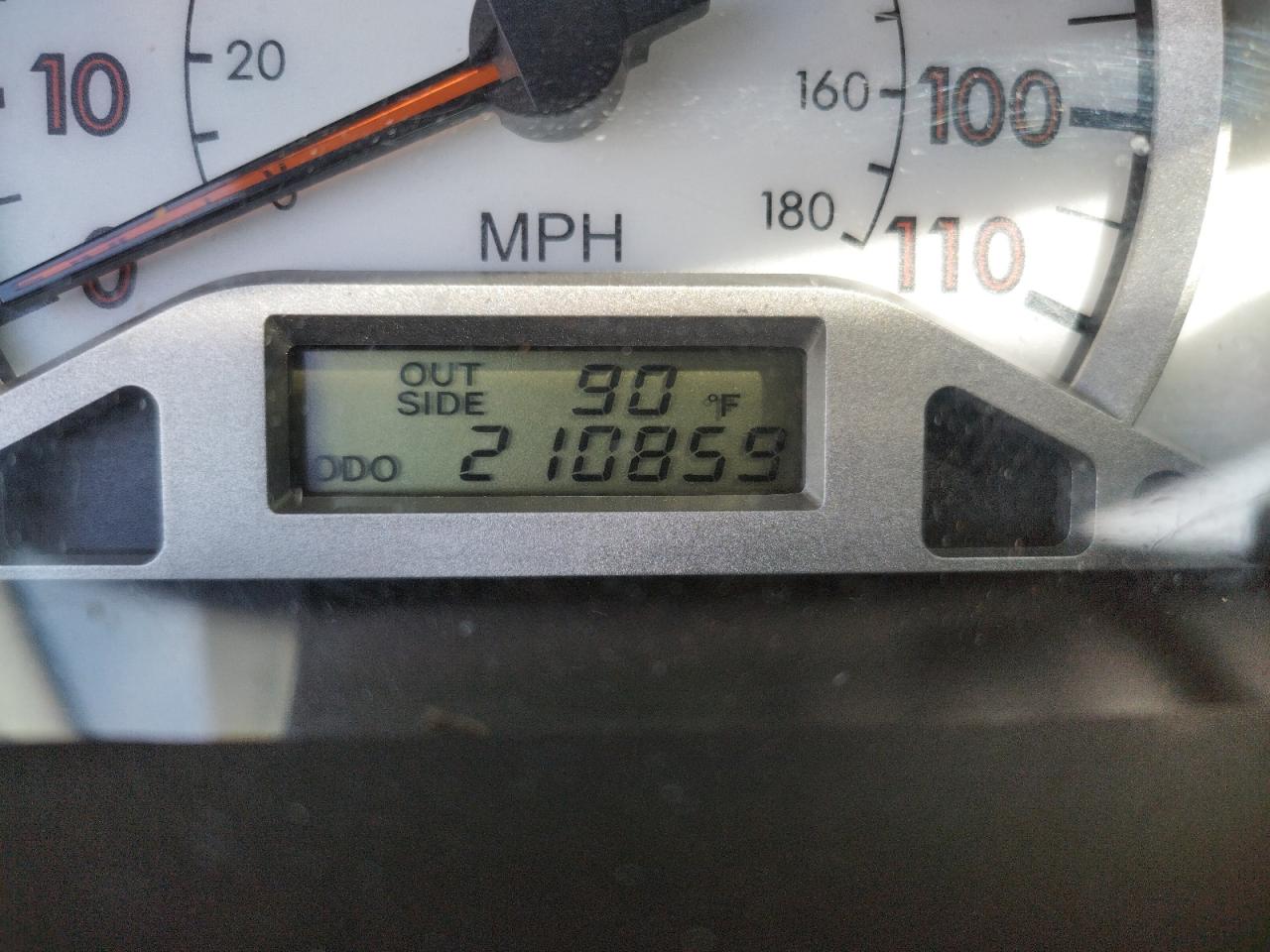 Photo 8 from auction – 2006 TOYOTA COROLLA CE with VIN 1NXBR30E56Z584582