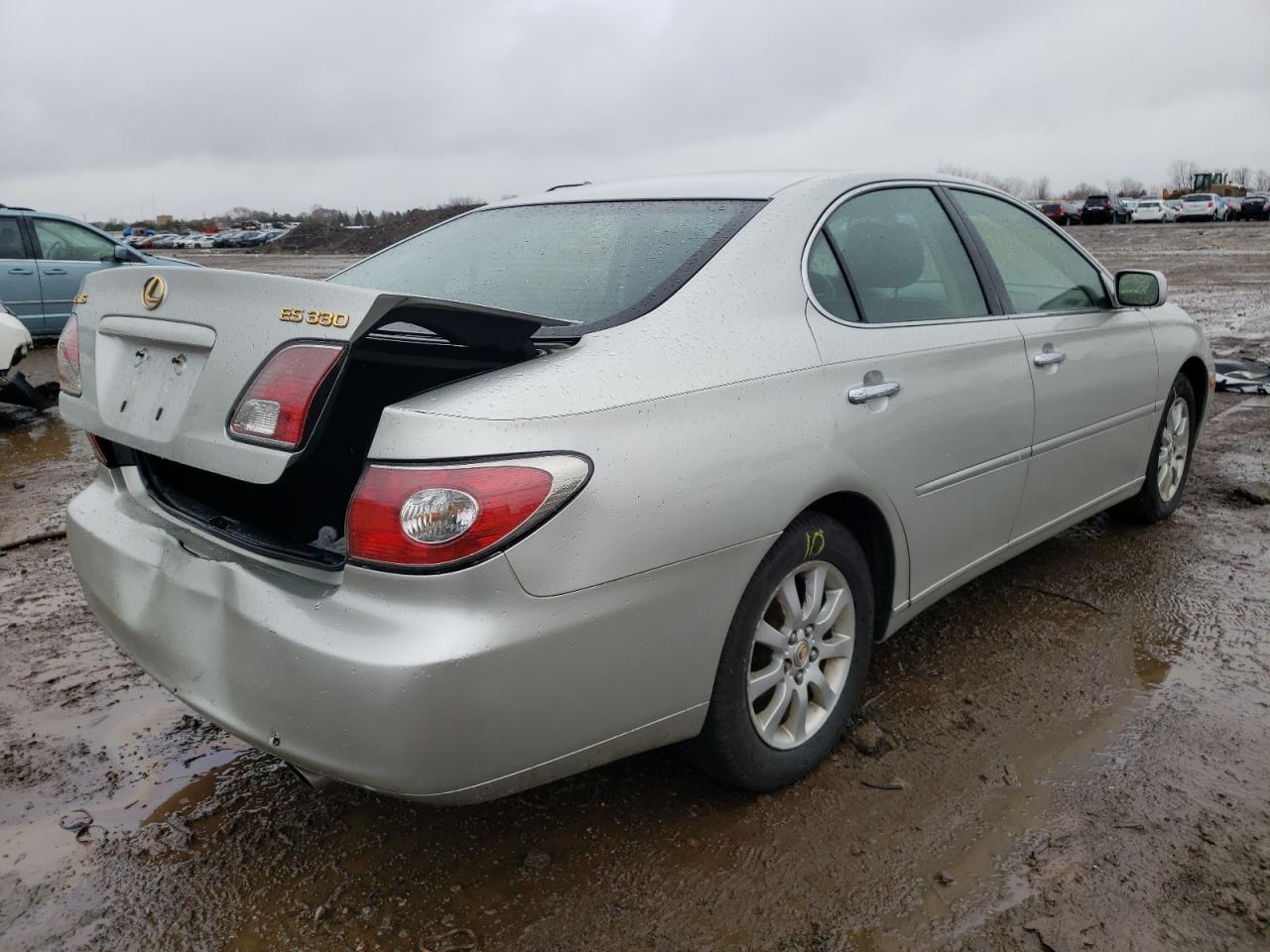 Photo 4 from auction – 2004 LEXUS ES 330 with VIN JTHBA30G045034984