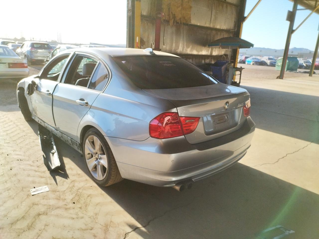 Photo 3 from auction – 2011 BMW 328 I with VIN WBAPH7G53BNN07074